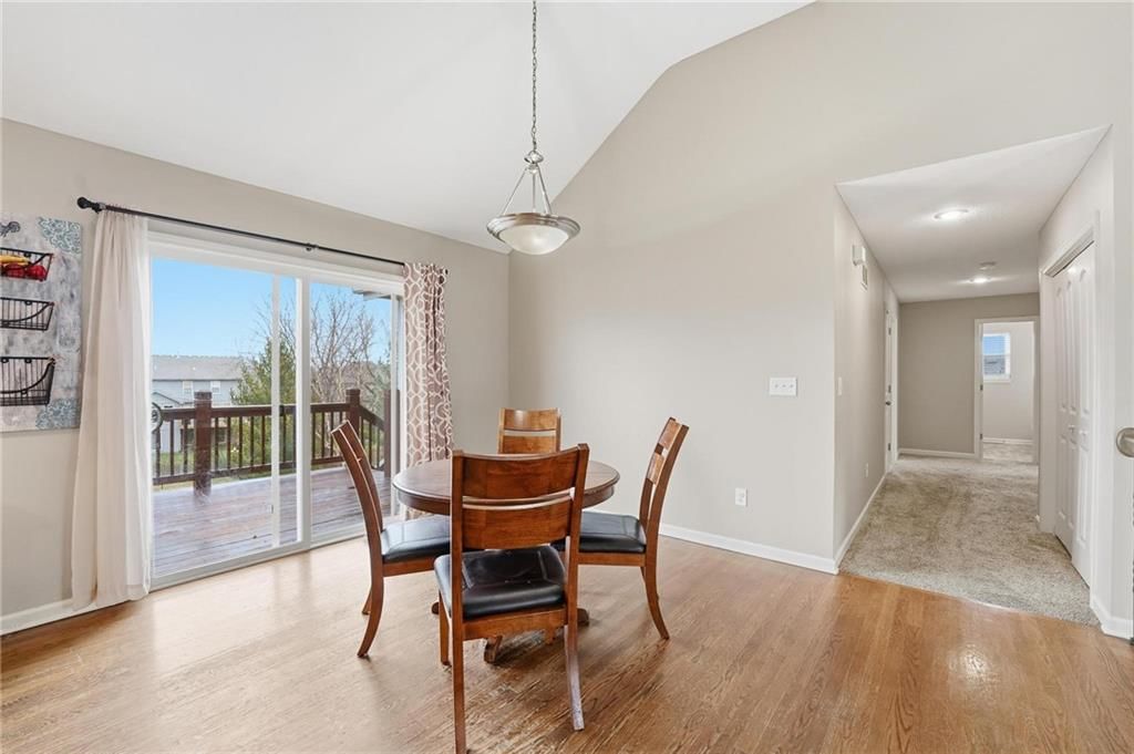 9819 N Donnelly Avenue — photo 10