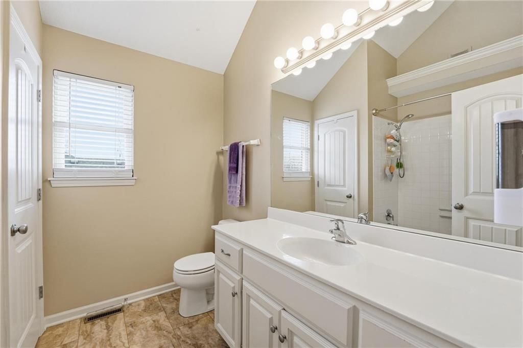 9819 N Donnelly Avenue — photo 19