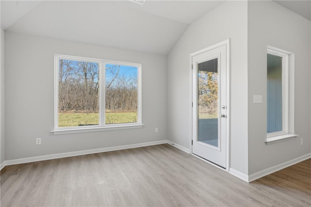 501 SE Nelson Drive — photo 13