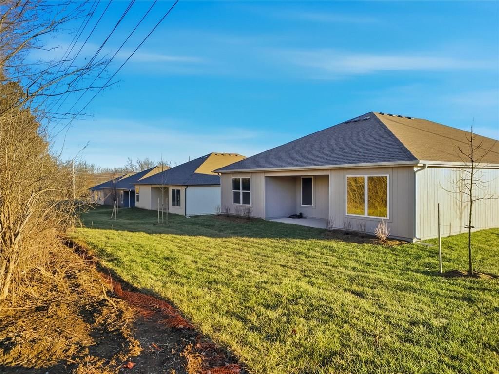 501 SE Nelson Drive — photo 15