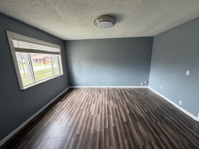 518 W 4th Street — photo 17
