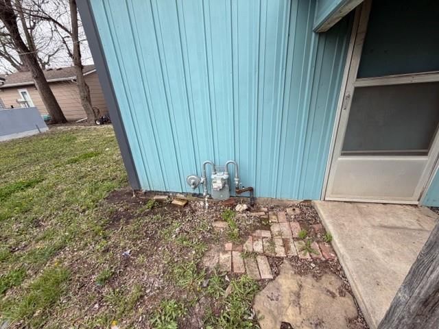 518 W 4th Street — photo 35