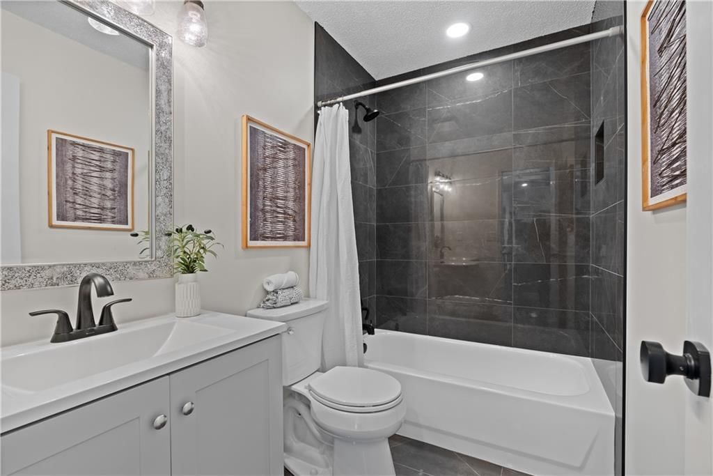747 E 124th Street — photo 20