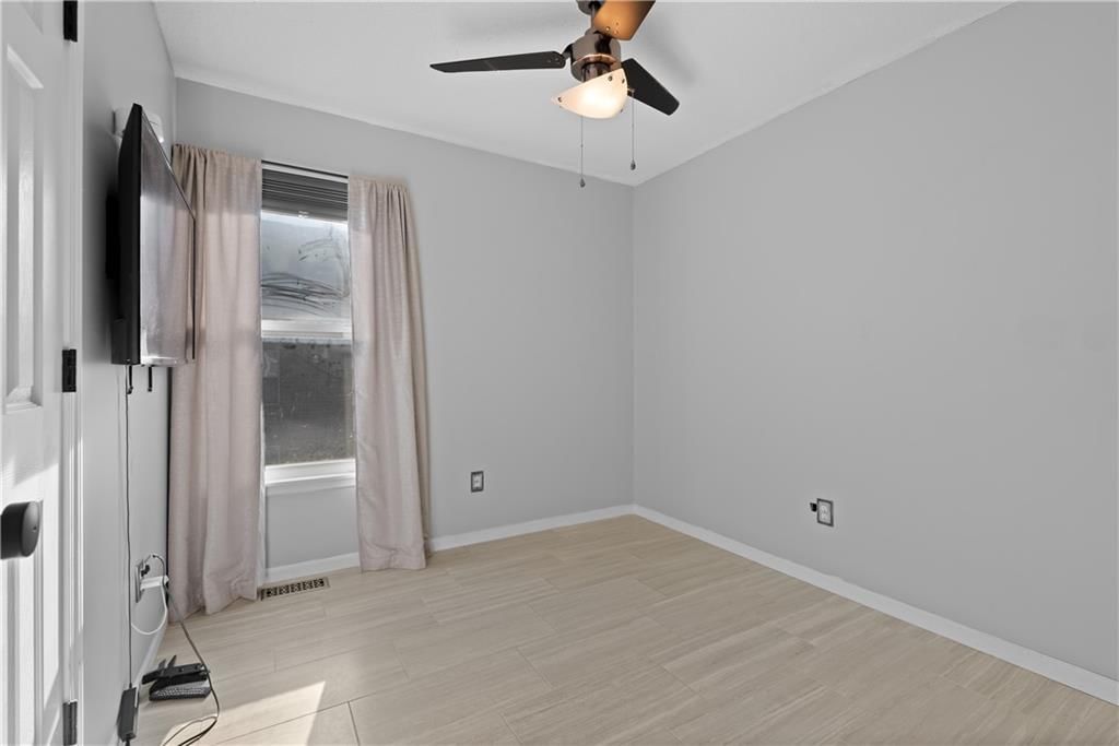 747 E 124th Street — photo 21
