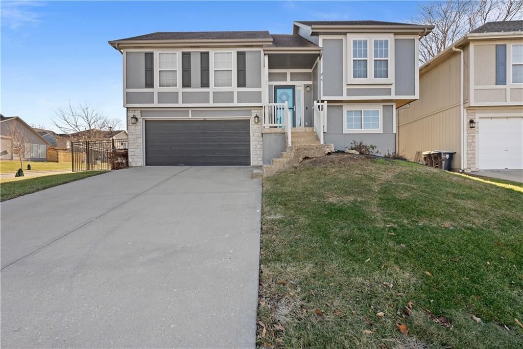 747 E 124th Street — photo 31