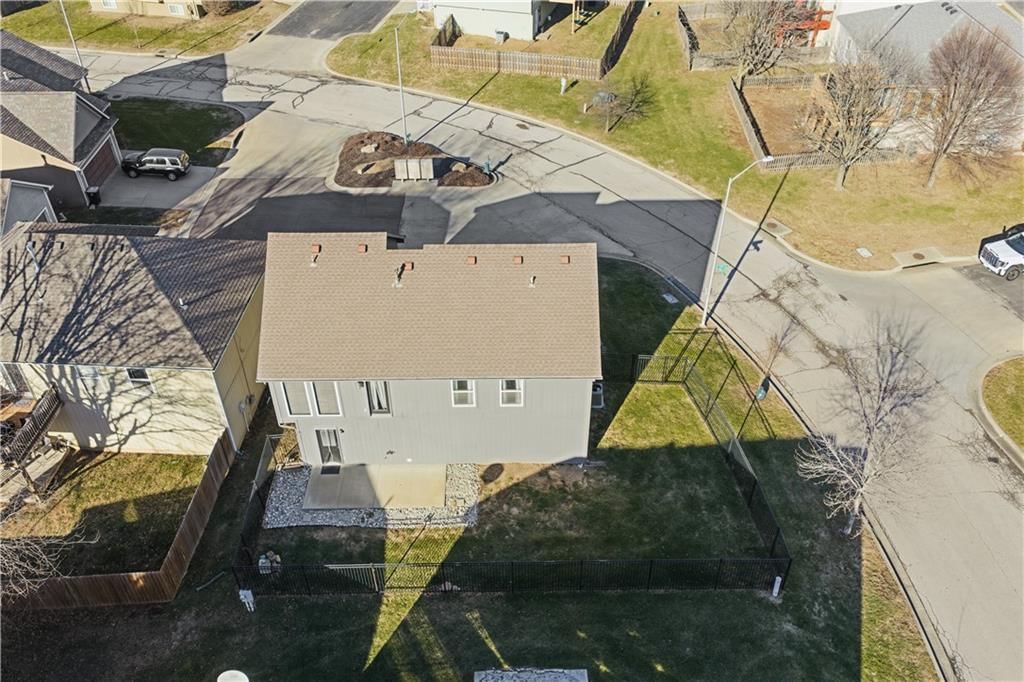 747 E 124th Street — photo 34