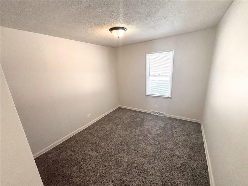 1116 Lake Maurer Road — photo 10