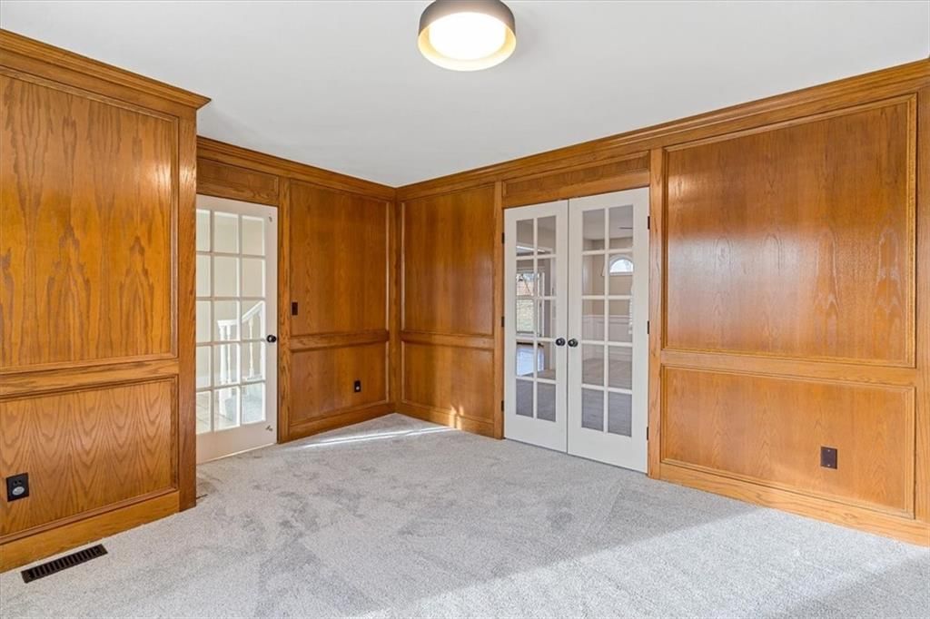 2704 NW Bent Tree Circle — photo 3