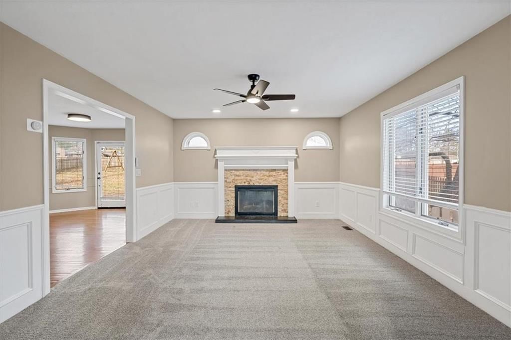 2704 NW Bent Tree Circle — photo 4