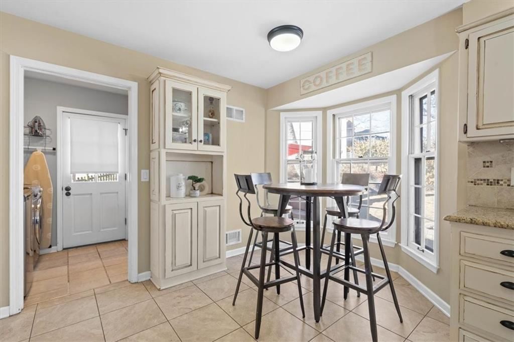 634 W Santa Fe Trail — photo 10