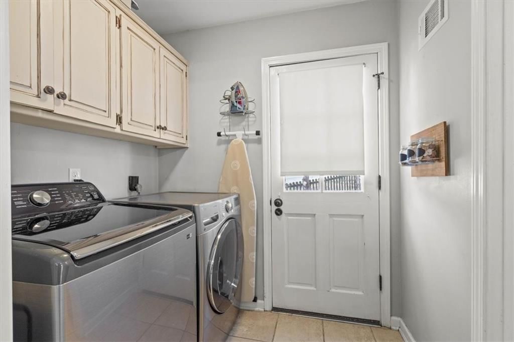 634 W Santa Fe Trail — photo 11