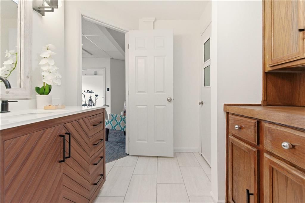 12900 McGee Street — photo 37