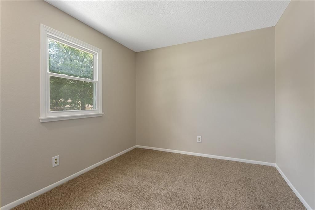 7421 NW 76th Terrace — photo 44