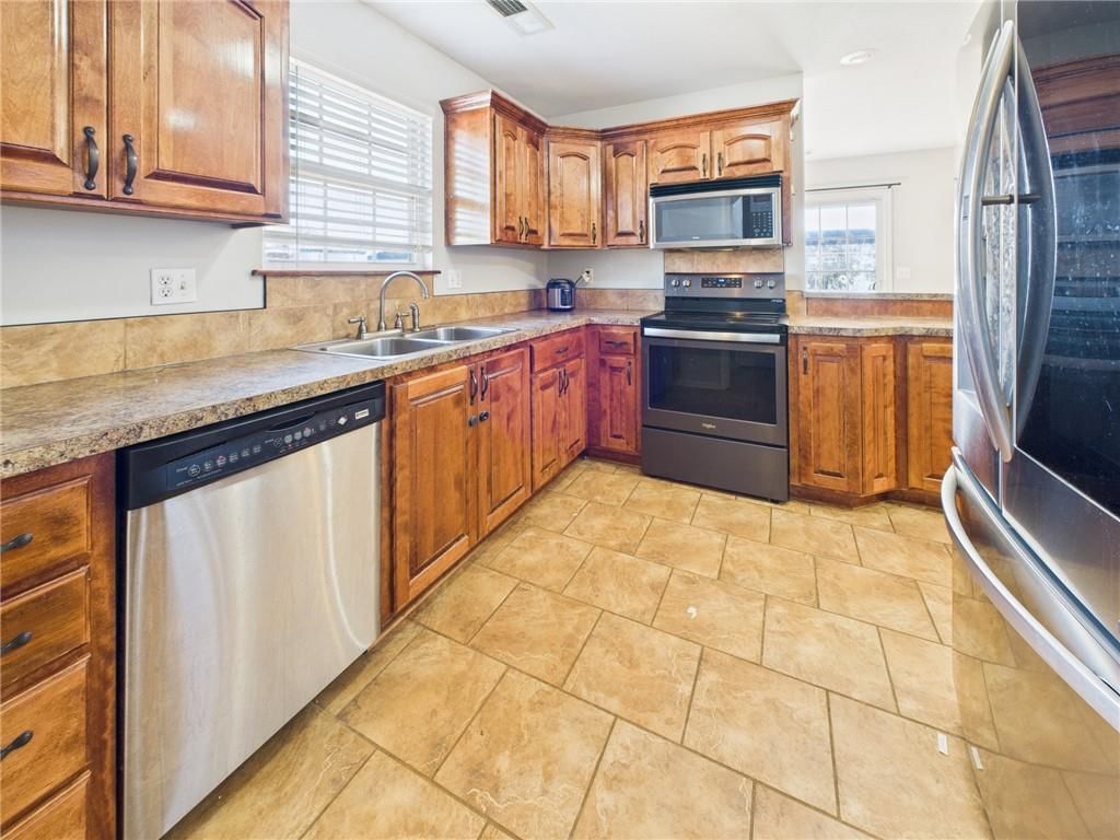 1405 W 7th St Terrace — photo 6