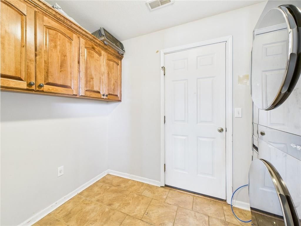 1405 W 7th St Terrace — photo 10