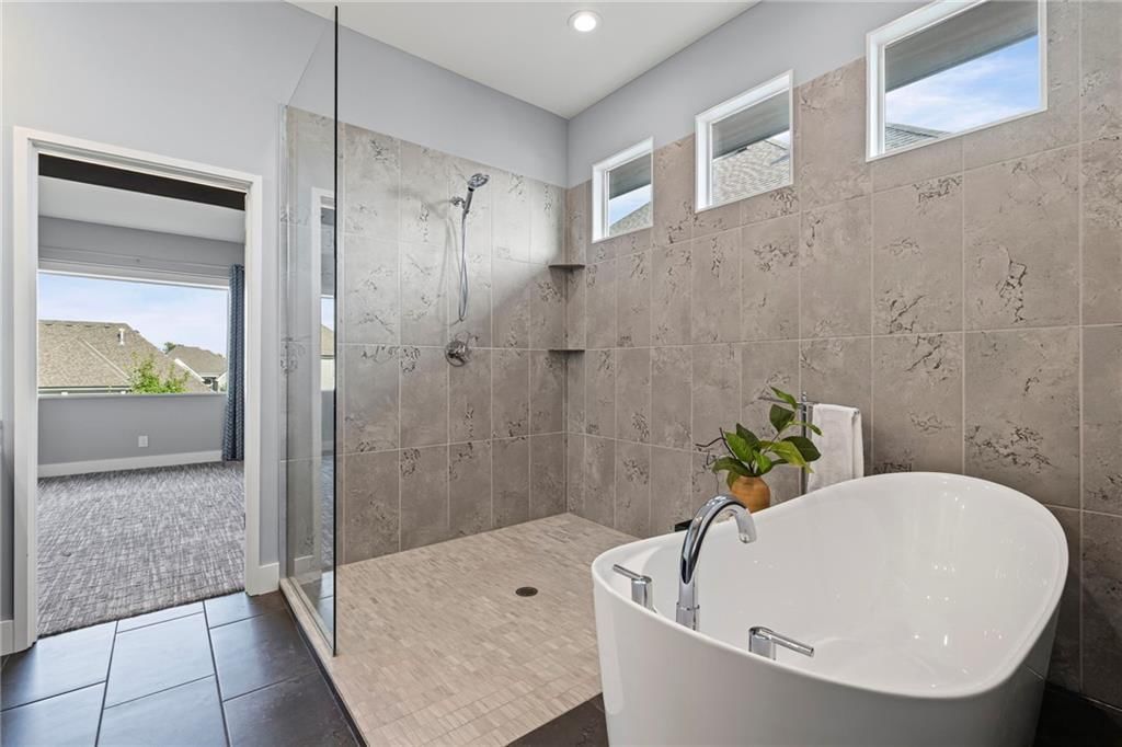 17305 Umbra Street — photo 10