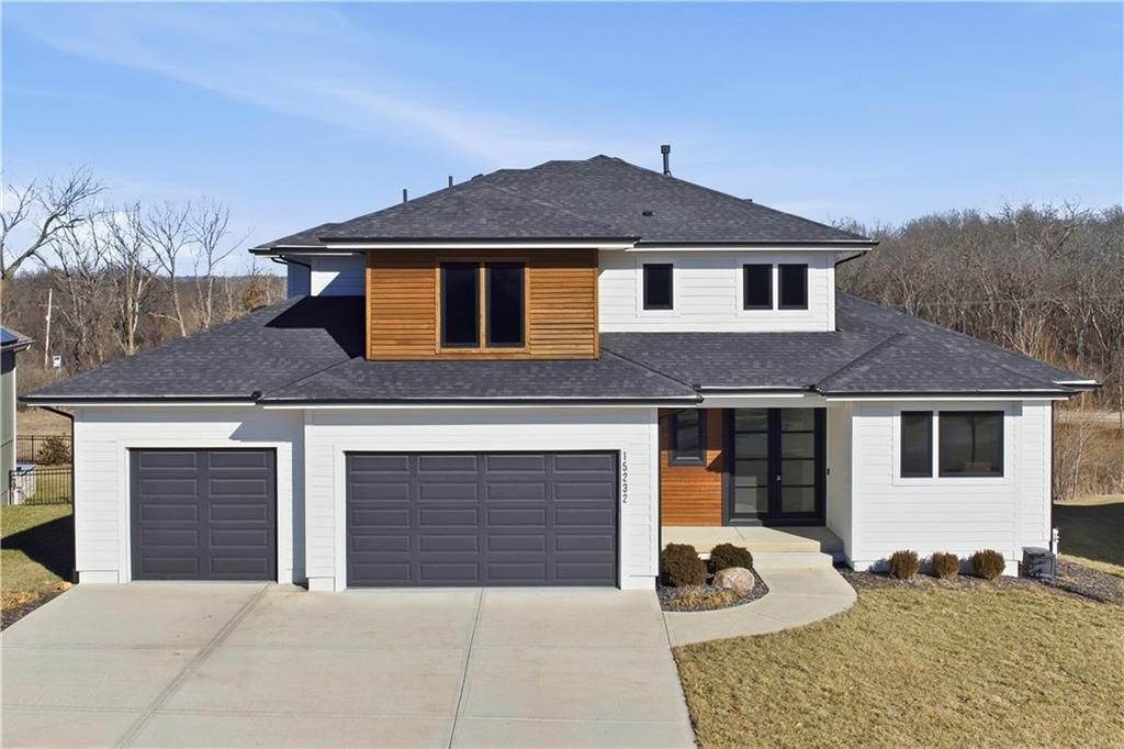 15232 W 171st Terrace, Olathe, KS