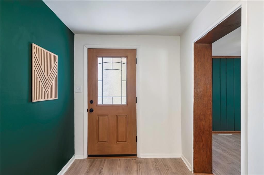 2917 Englewood Terrace — photo 8
