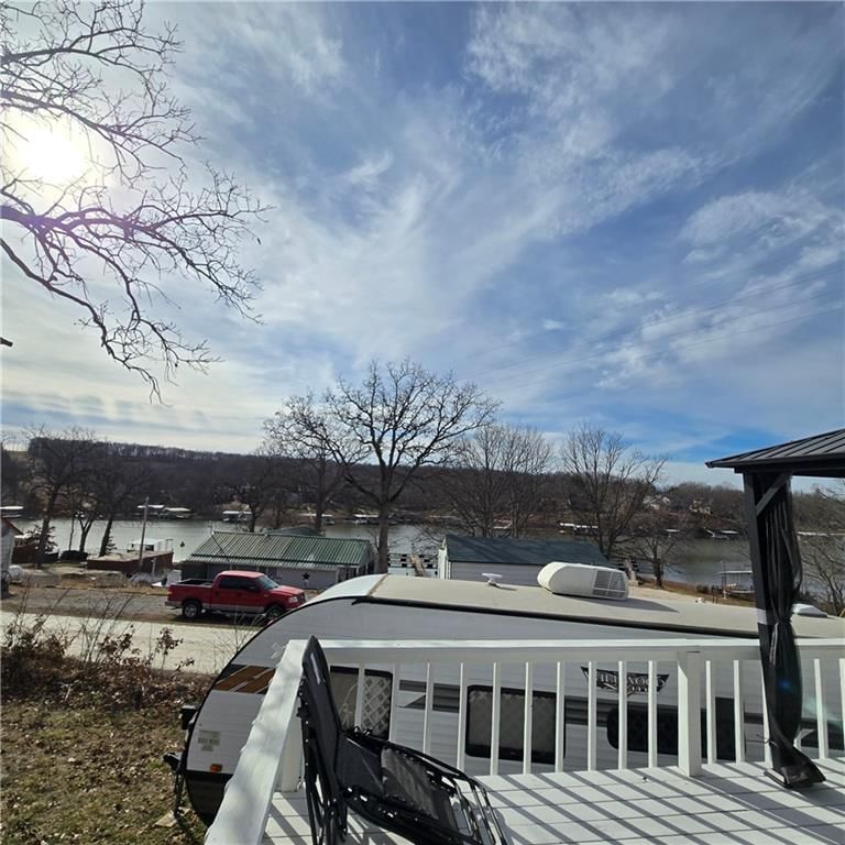 28672 Mistletoe Avenue — photo 3