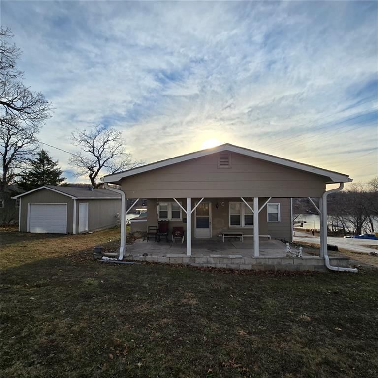 28672 Mistletoe Avenue — photo 4