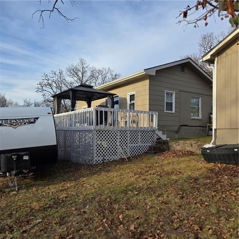 28672 Mistletoe Avenue — photo 37