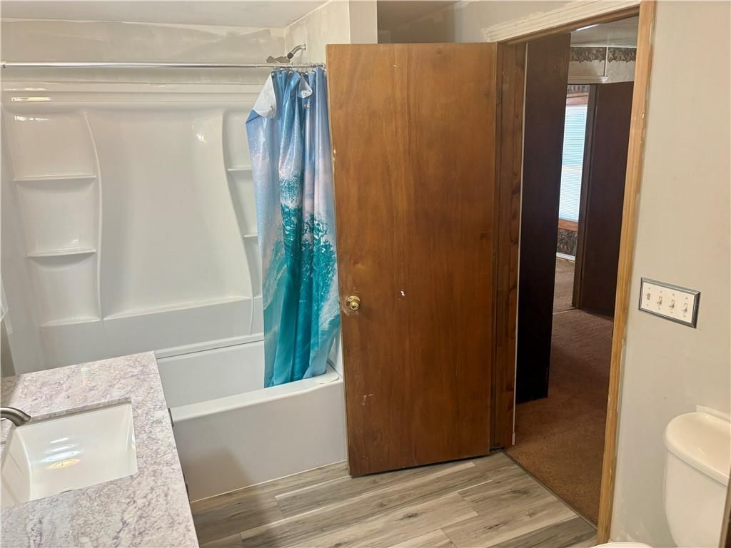 420 E 12th Street — photo 13