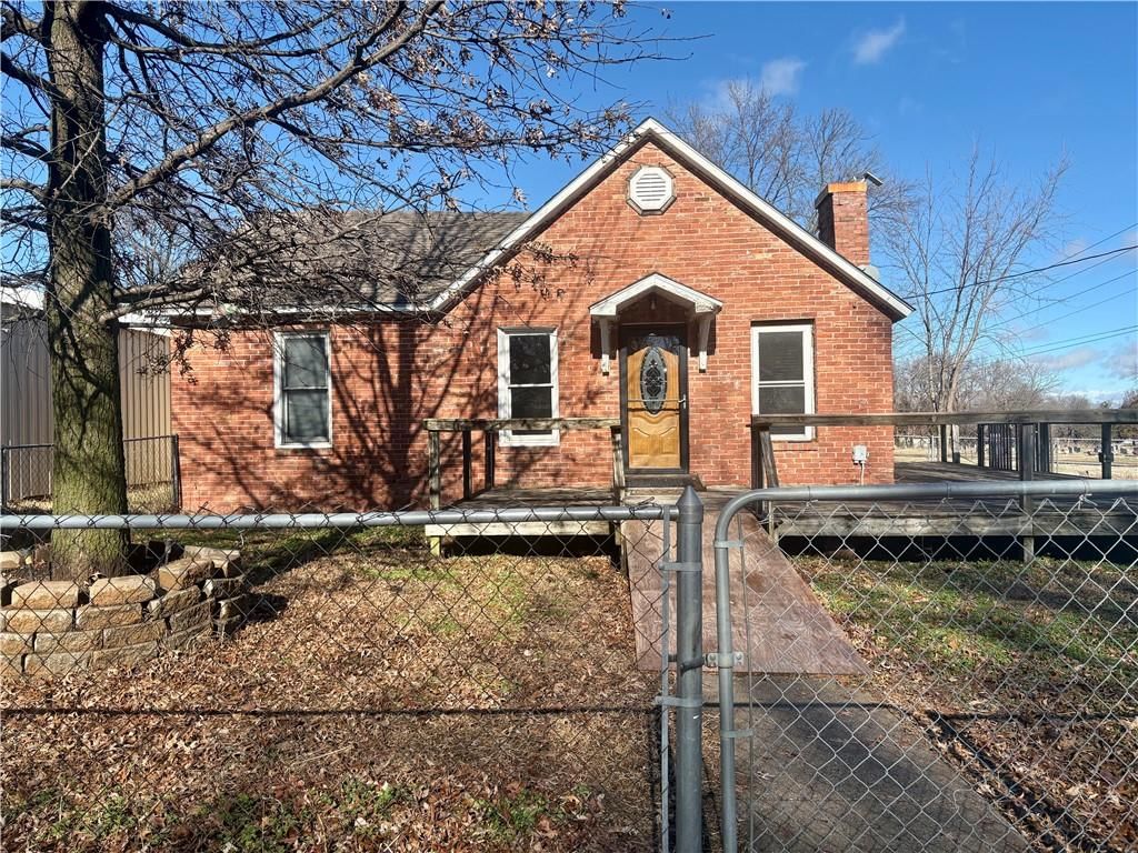 420 E 12th Street — photo 33