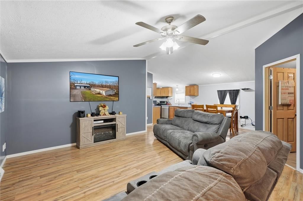 2109 Elm Street — photo 4