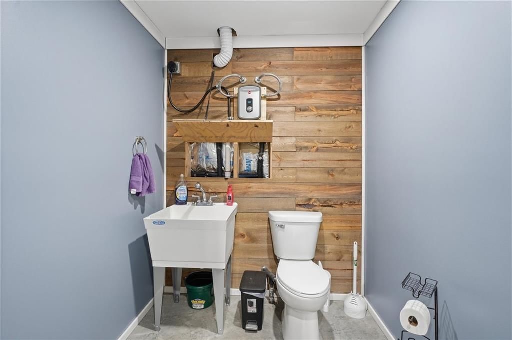 2109 Elm Street — photo 19