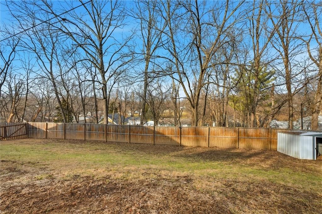 2109 Elm Street — photo 22