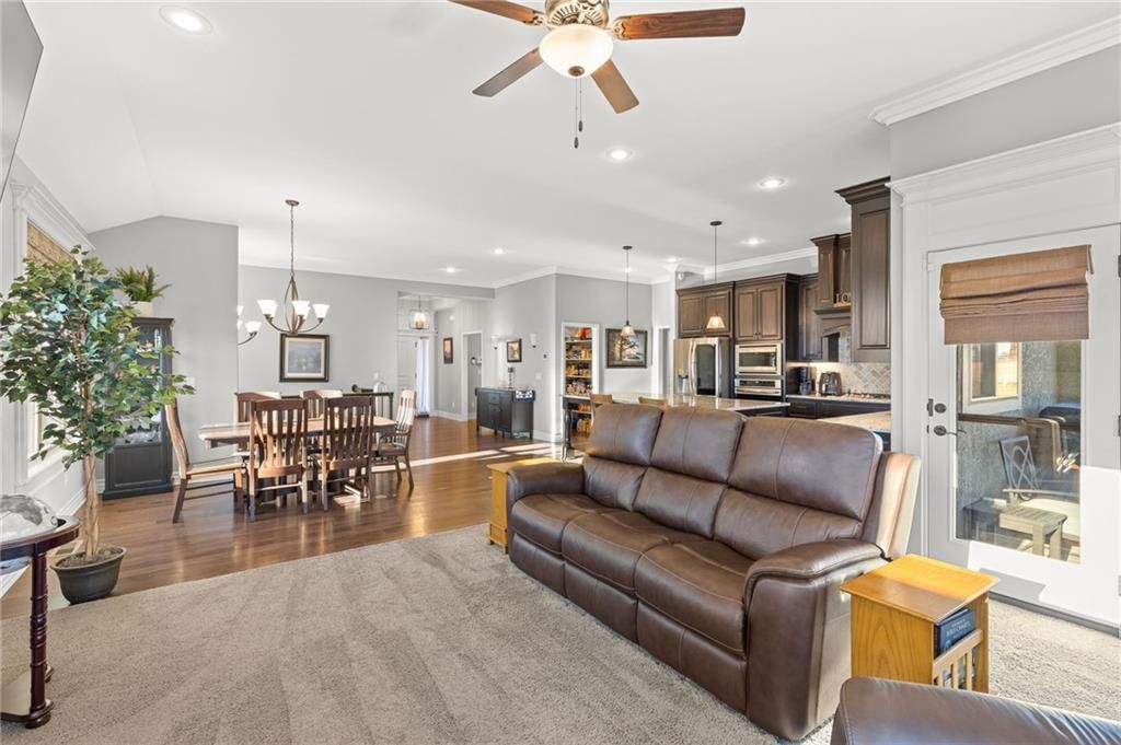 3901 SW Odell Drive — photo 24
