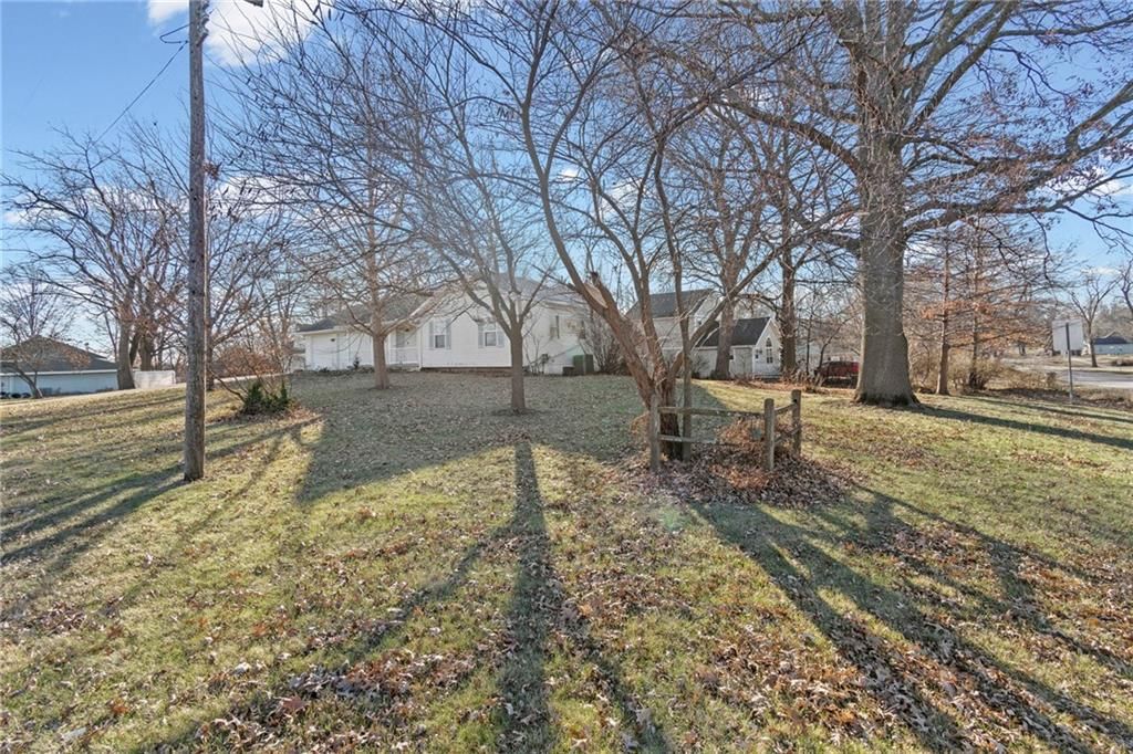 301 Walnut Street — photo 4