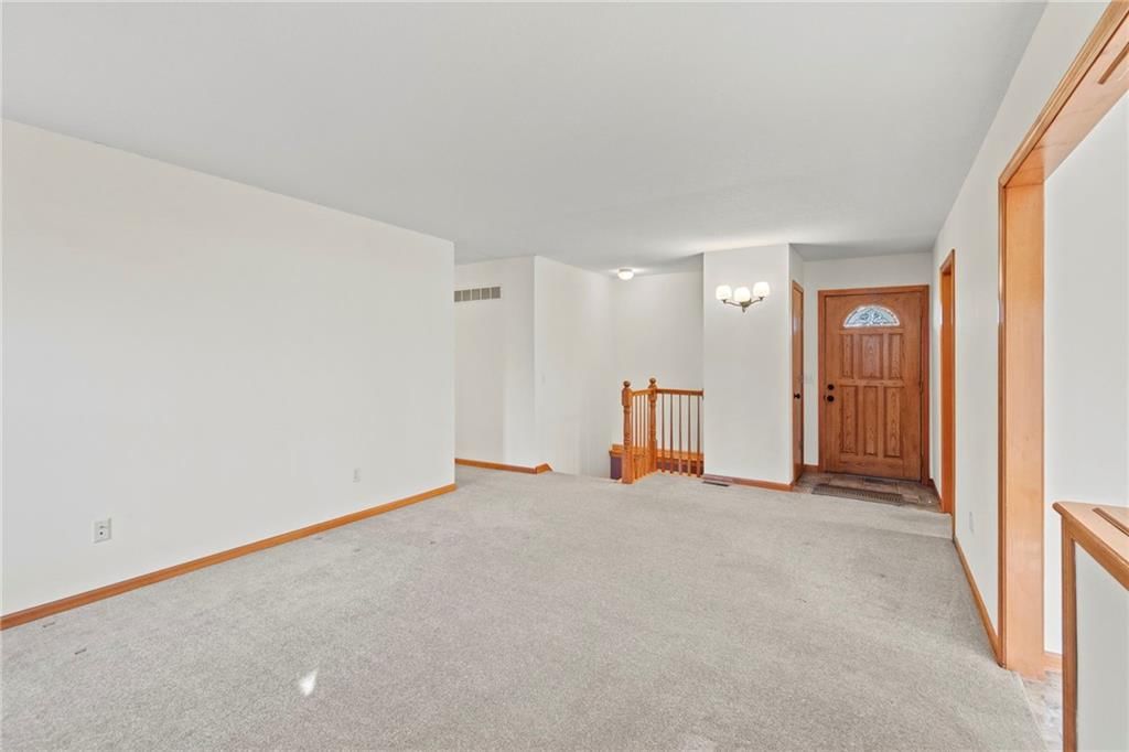 301 Walnut Street — photo 6