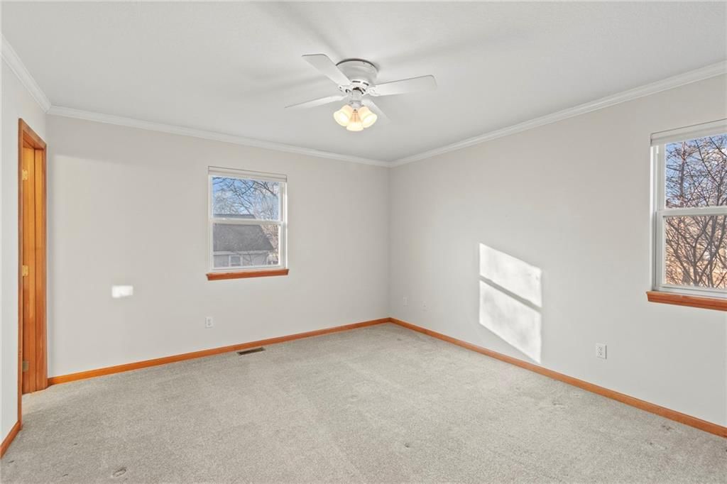 301 Walnut Street — photo 13