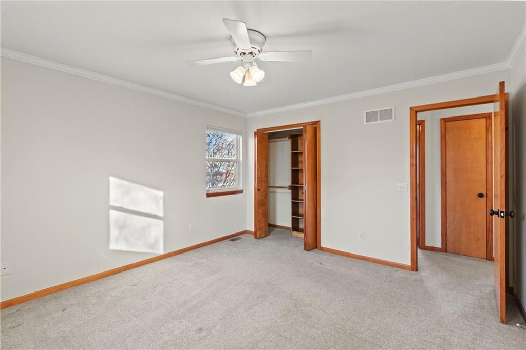 301 Walnut Street — photo 14