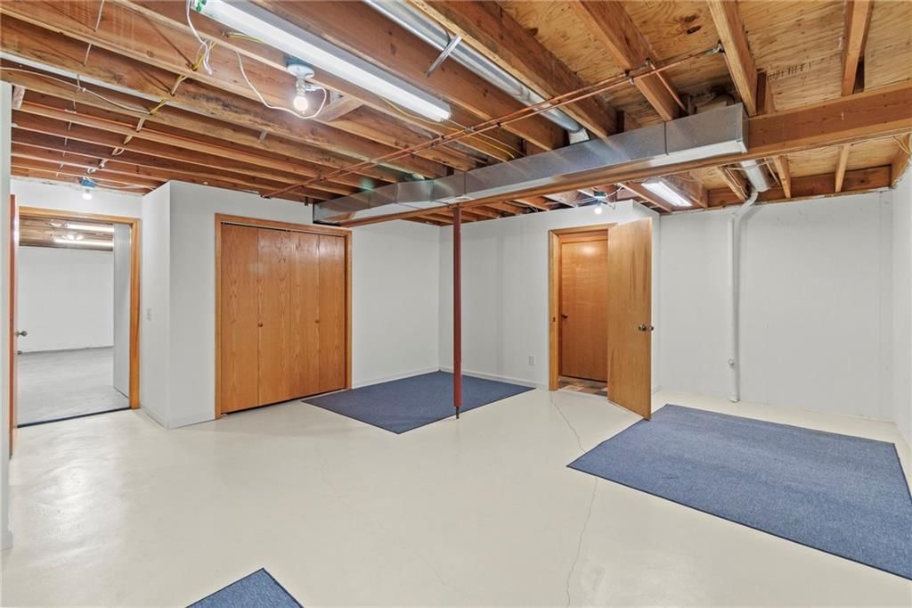 301 Walnut Street — photo 25