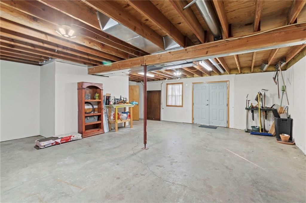 301 Walnut Street — photo 27