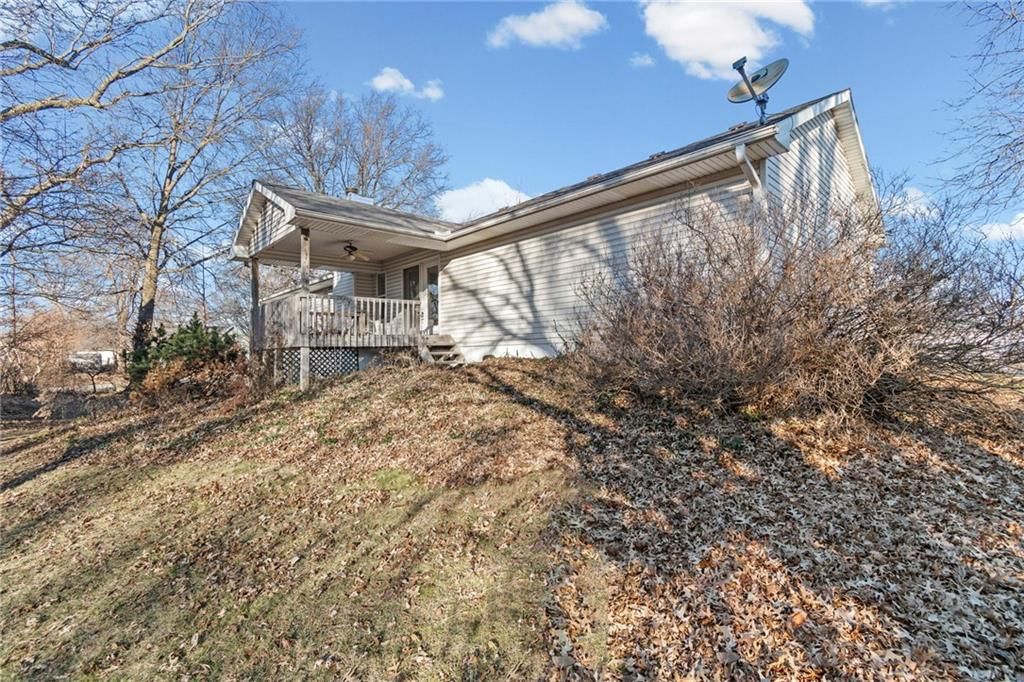 301 Walnut Street — photo 31