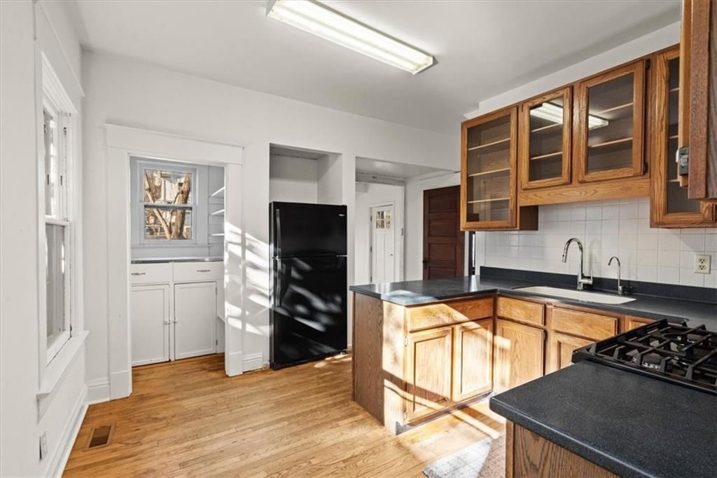 4126 Holly Street — photo 9