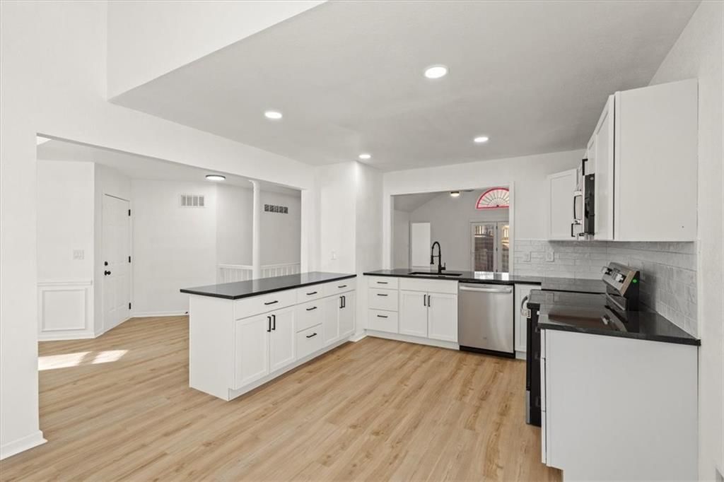 414 NE 96TH Terrace — photo 5