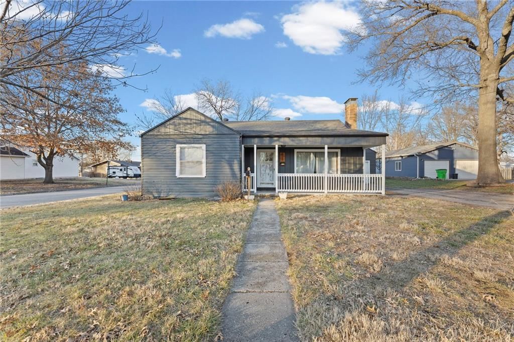 829 W 5th Street, Ottawa, KS