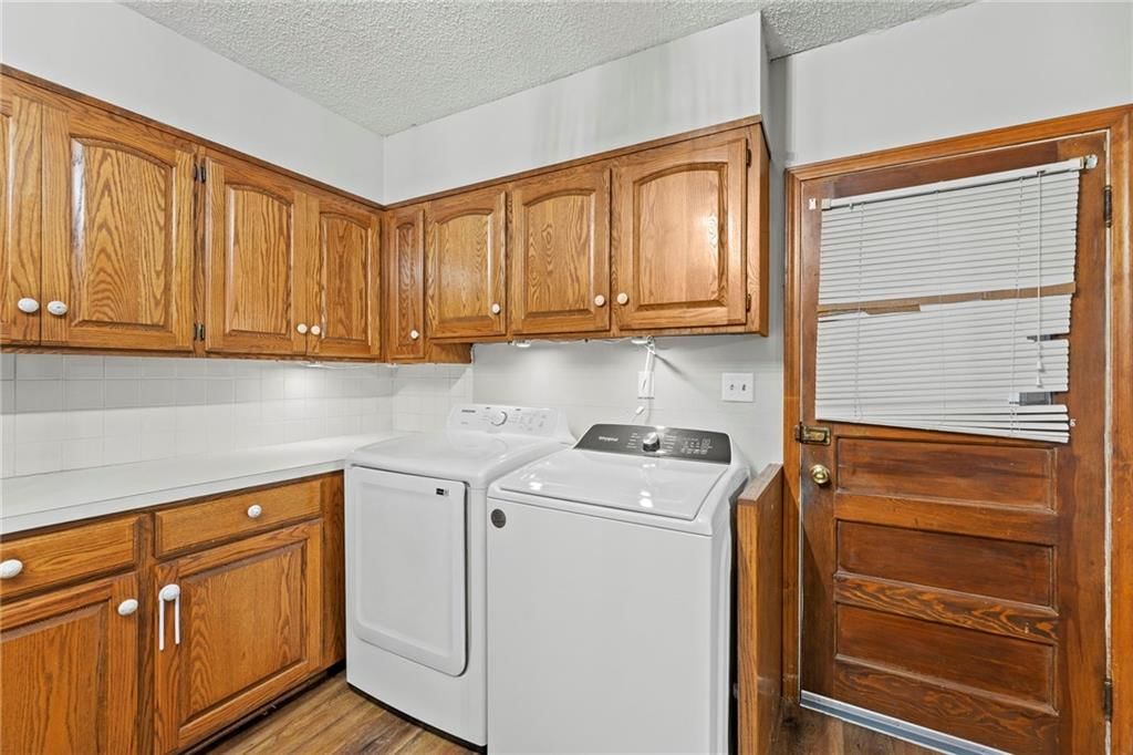829 W 5th Street — photo 11