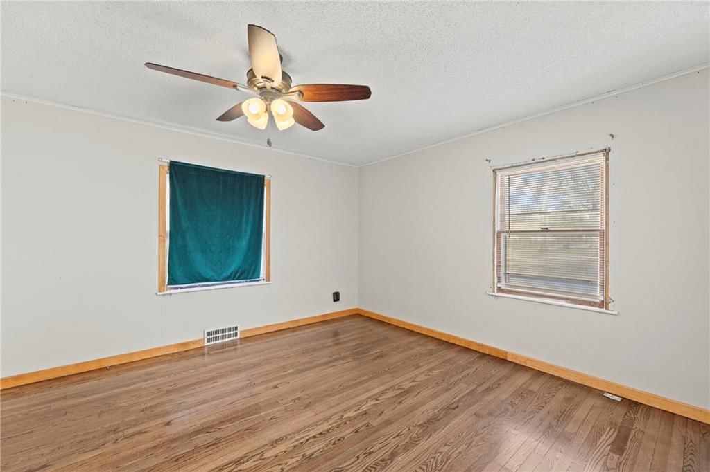 829 W 5th Street — photo 17