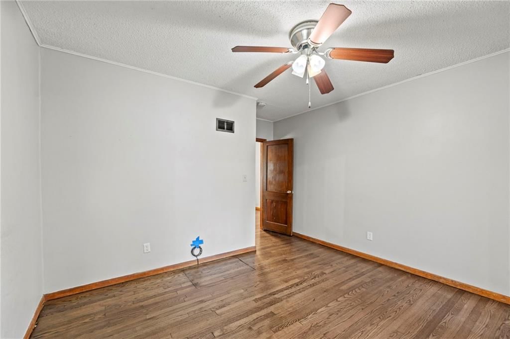 829 W 5th Street — photo 20