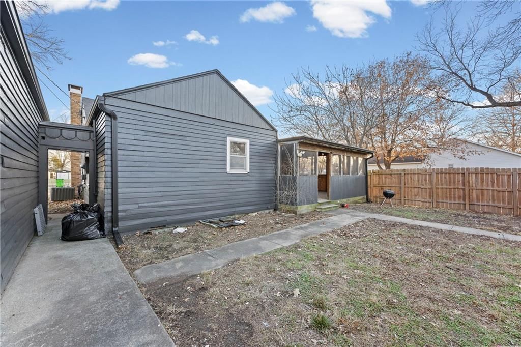 829 W 5th Street — photo 31