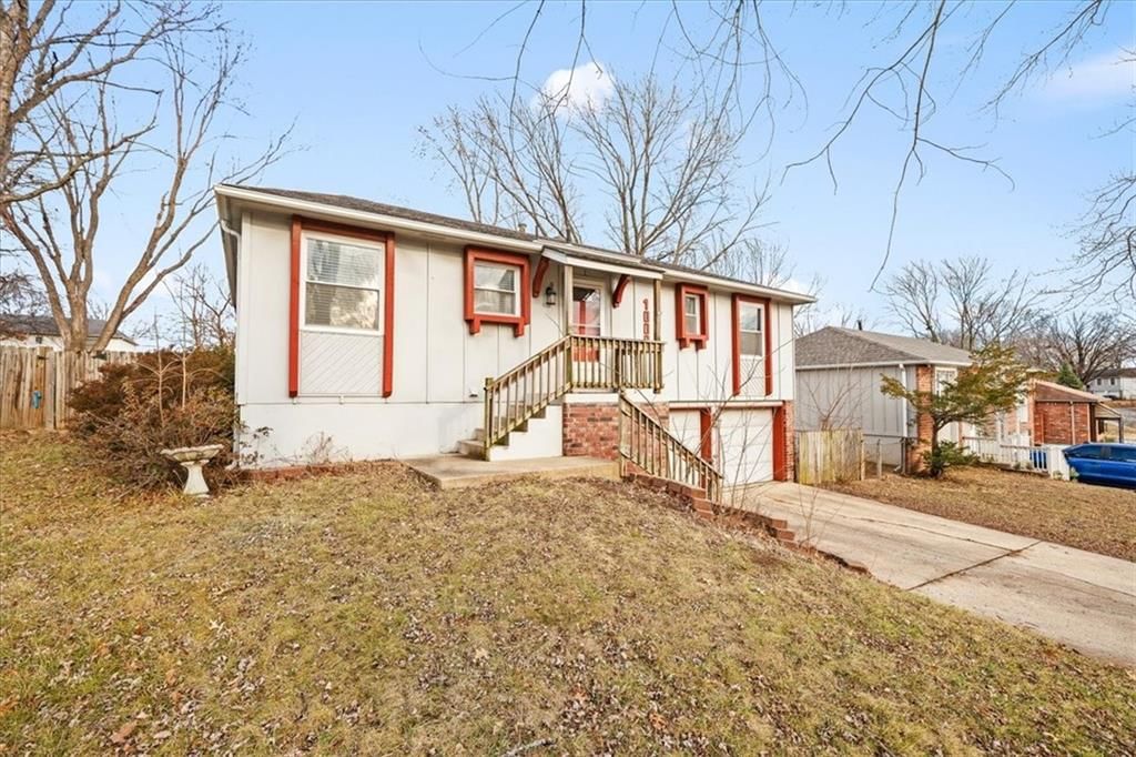 1009 NW Kingsridge Drive — photo 5