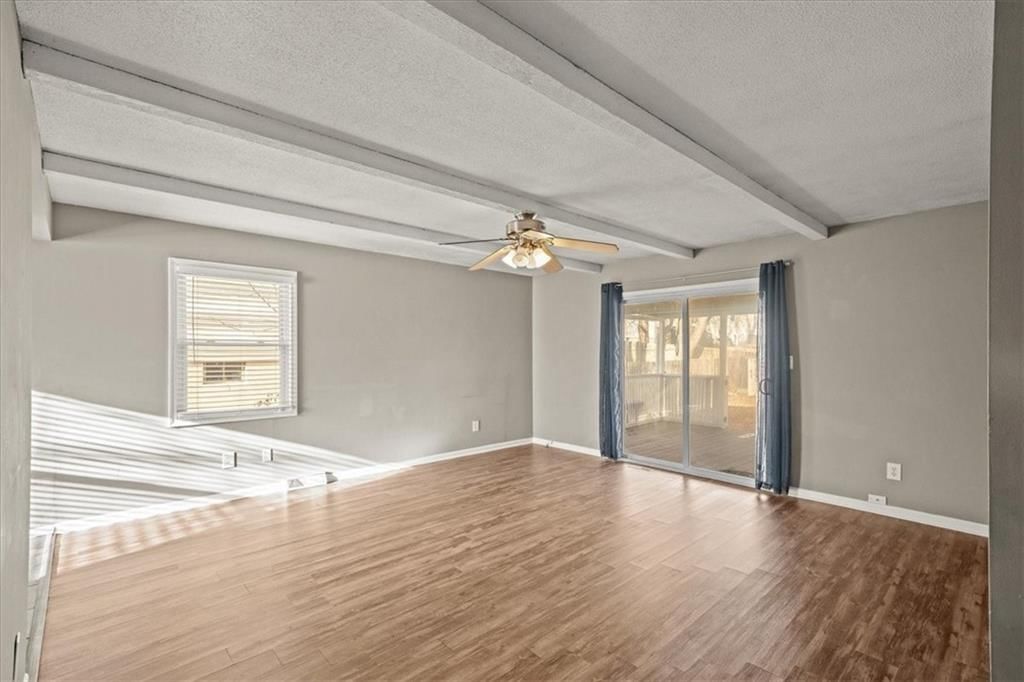 1009 NW Kingsridge Drive — photo 9