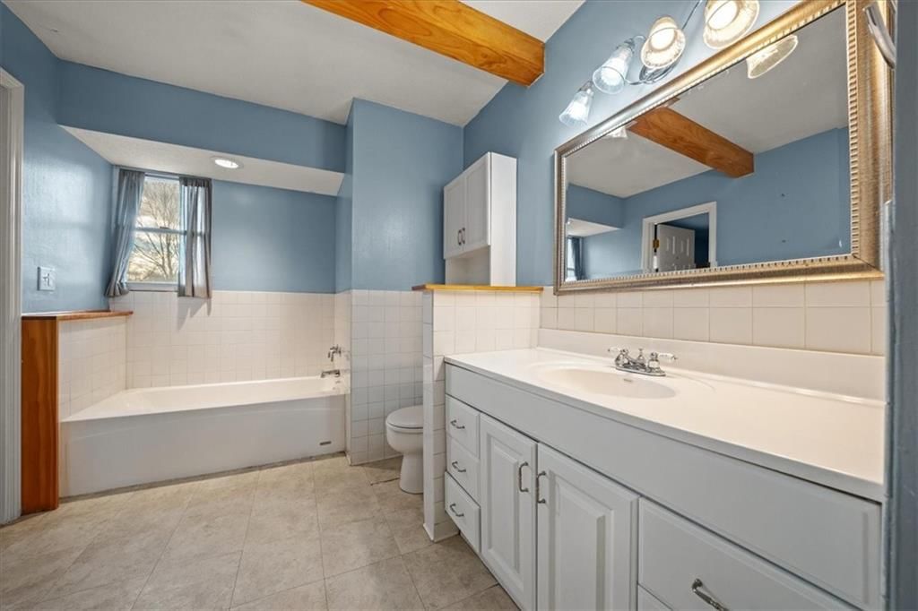 1009 NW Kingsridge Drive — photo 21