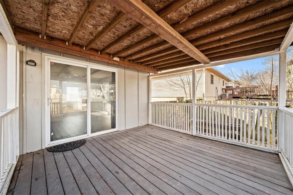 1009 NW Kingsridge Drive — photo 29