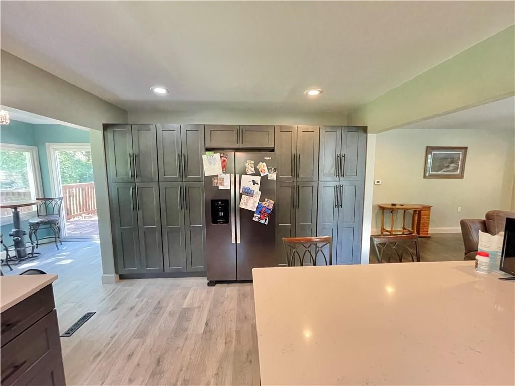 10207 NW Barry Road — photo 3
